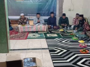 Bapak Ikhsan Ketua Pengurus Masjid AT, TAQWA Dukuh Margosono,Ds.Bareng Bojonegoro melaksanakan Safari Ramadhan.