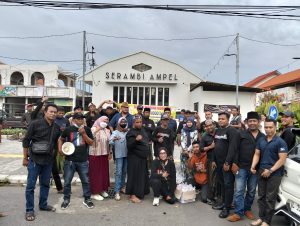 Aliansi Madura Indonesia, Giat Ramadhan bagikan 1.000 Paket Takjil di Serambi Ampel